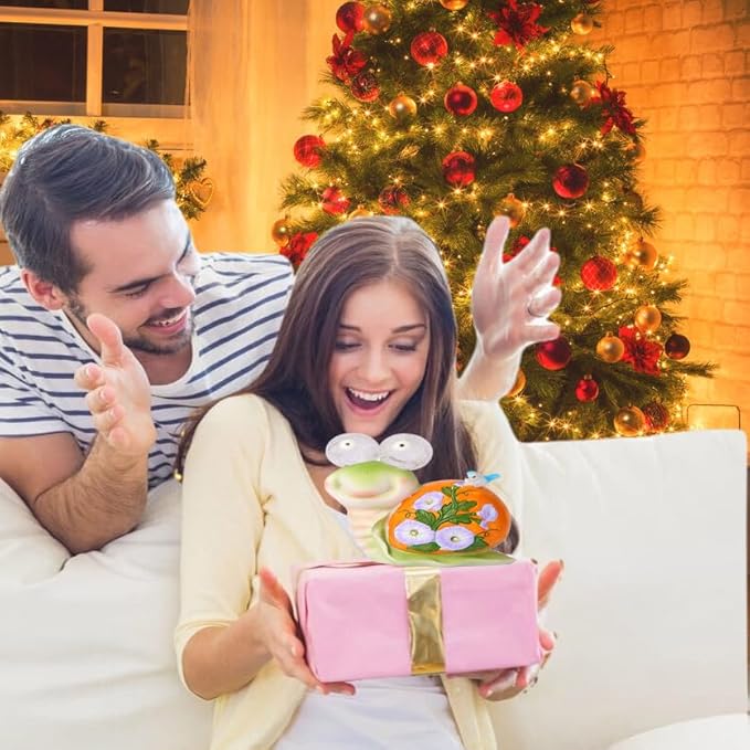 ASTRAEUS Solar Snail Statue Garden Light Figurine Outdoor Decor with 5 LED Lights Lawn Decor Statue Unique Christmas Birthdays Housewarming Gift for Patio, Balcony, Yard