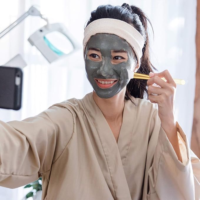 Patelai 20 Pieces Silicone Face Mask Brushes with Storage Box, Silicon Epoxy Facial Mud Cosmetic Mask Applicator Brushes for Foundation, Body Lotion and Body Butter Beauty Tools