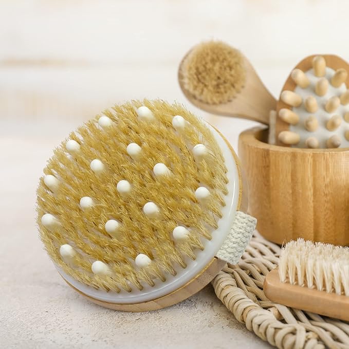 Bamboo Dry Body Brushes,Dry Body Scrubber for Dry Skin, Blood Circulation, Cellulite Treatment,Drying Brush Suitable for All Kinds of Skin with Soft and Stiff Bristles
