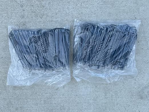 Sandbaggy USA Made 6-inch Landscape Staples - Garden Stakes - Landscaping Fabric, Netting, Sod, Artificial Turf (Standard, 500)