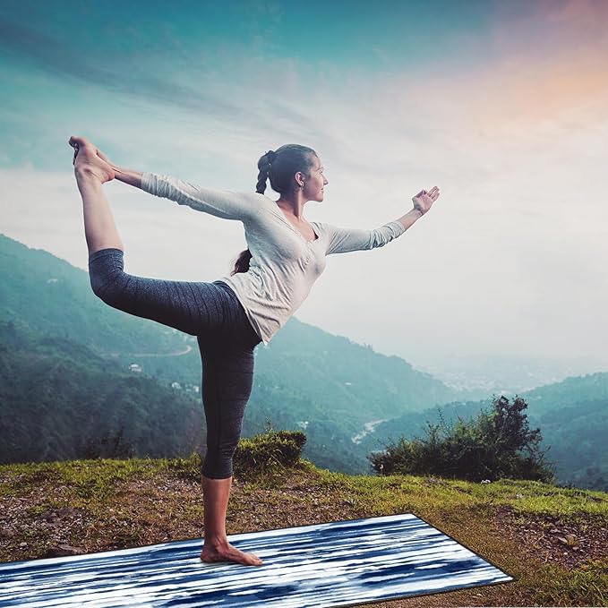 QiyI Yoga Mat Towel with Corner Pockets, Non Slip Sweat Absorbent Hot Yoga Towels, Soft Yoga Blankets with Travel Bag, Skidless Mat Cover for Workout, Gym, Fitness - 70"x26", Blue White Tie Dye