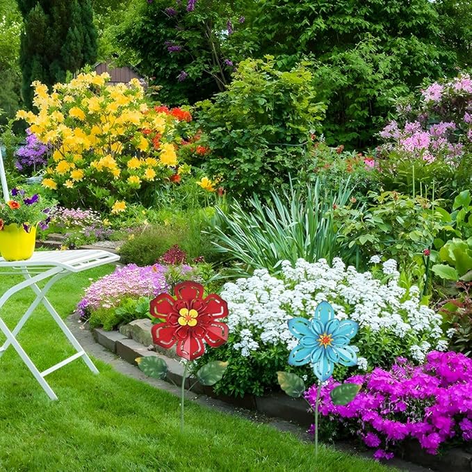 hogardeck Metal Flower Decorative Garden Stakes, 2 Pack 22" Outdoor Garden Decor with Shaking Flower Head Yard Stakes, Yard Art Spring Decorations for Patio Lawn (Blue & Red)