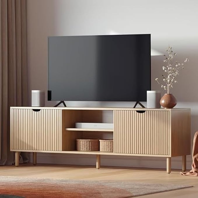 Contemporary Fluted TV Stand, 70 Inches TV Media Console, Supports 32 to 80" TVs, Media Console Cabinet for Living Room and Bedrooms, Soft-Close Cabinet Doors (Light Oak)