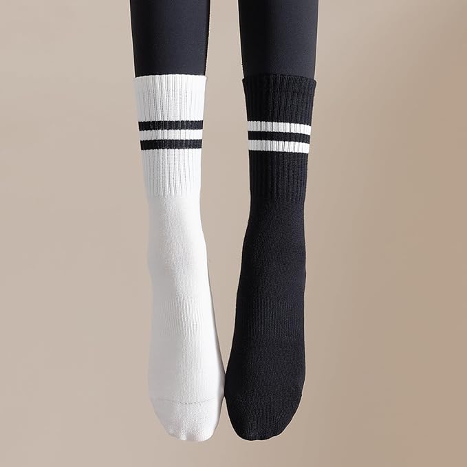 Yoga Socks with Non-Slip Grips for Women - 4 Pairs Pilates, Barre, Gym, Dance Workout Anti-Skid Socks