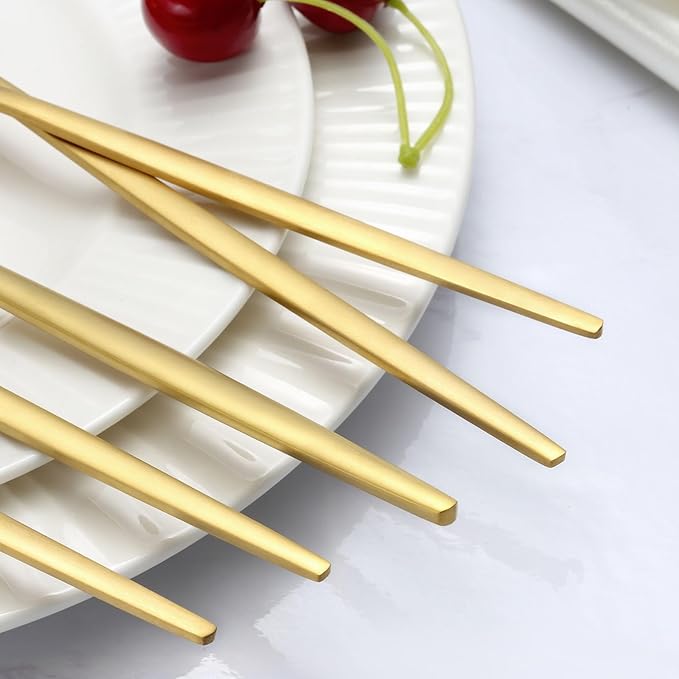 Pleafind 36-Pcs Matte Gold Dinner Forks, 8.4 Inch Forks Silverware, Stainless Steel Fork, Silverware Fork, Mirror Polished Metal Forks for Home, Kitchen, Restaurant, Dishwasher Safe