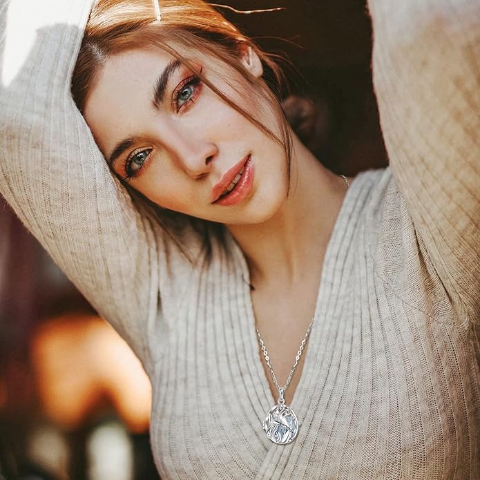 INFUSEU Aromatherapy Gifts Essential Oils Diffuser Jewelry for Women, Cute Animals Pendant Necklaces, 7 Lava Rocks Stones, 24" Chain