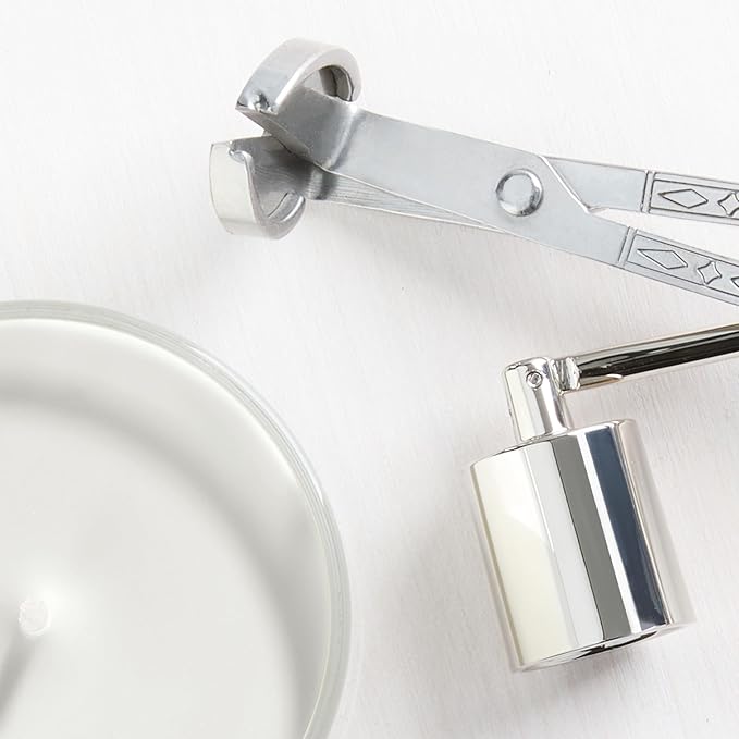 Yankee Candle Coconut Beach Scented Candle, 22oz Large Jar with up to 150 Hour Burn Time, Giftable, Birthdays