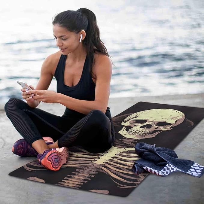 Funny Halloween Skeleton Yoga Mat, 71 x 26 Inch Non-slip Yoga Mats Folding Travel Exercise Mat Indoor Outdoor Gym Pilates with Storage Bag for Women Men