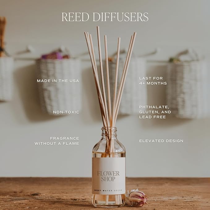 Sweet Water Decor Luxury Getaway Reed Diffuser Set - Room Diffuser with Leather, Amber & Musk Scent - Reed Diffuser for Bathroom Lasts for 4 Months - Home Diffuser with Premium Fragrance Oils