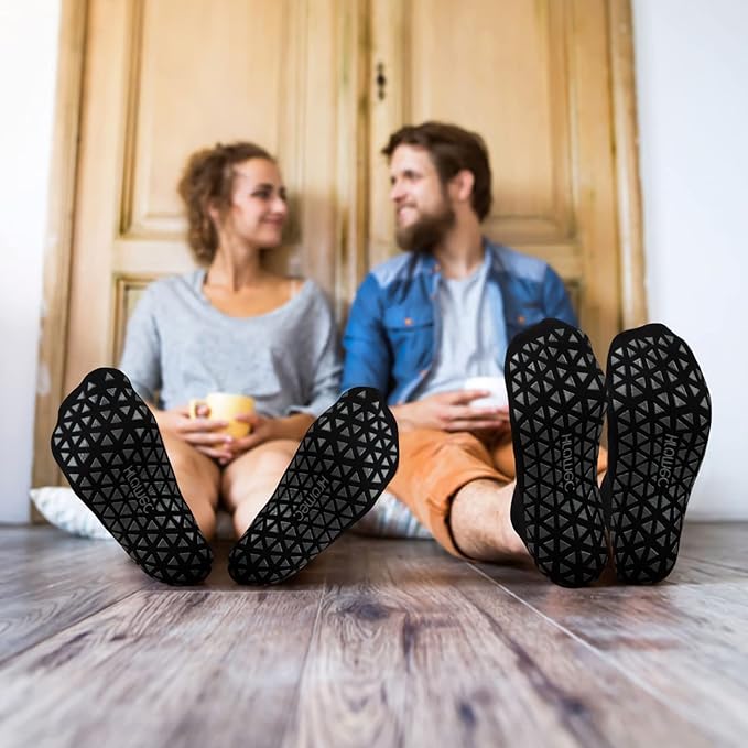 Non Slip Yoga Socks with Grips for Pilates, Ballet, Barre, Barefoot, Hospital Anti Skid Socks for Women and Men