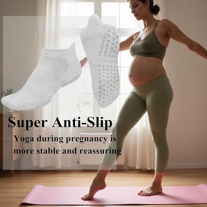 6 Pairs Pilates Socks for Women, Non Slip Yoga Socks with Grips for Barre Ballet Athletic Workout Barefoot Hospital