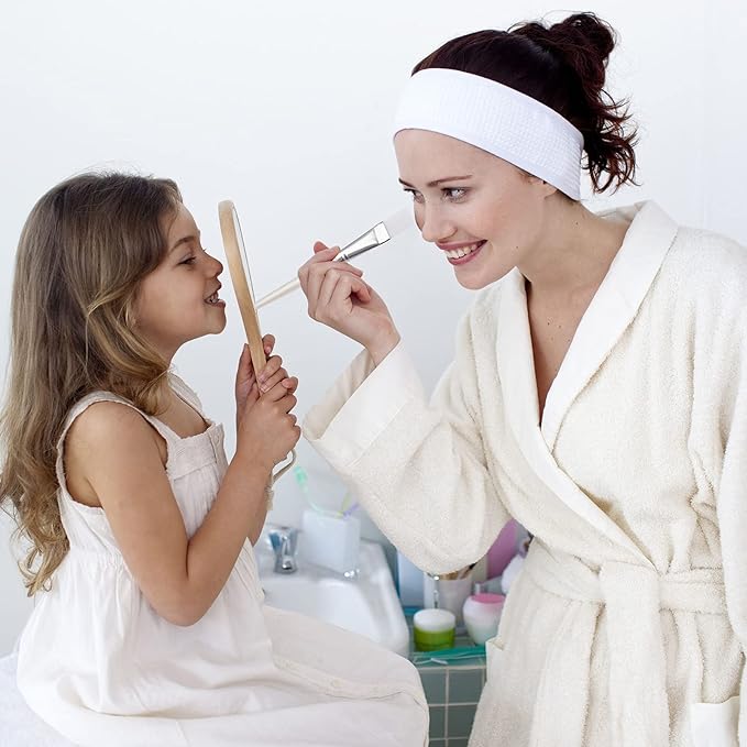 24 Pieces Facial Brush Face Brush Cosmetic Makeup Brushes Tools for Facial Eye Application and DIY Needs (White)