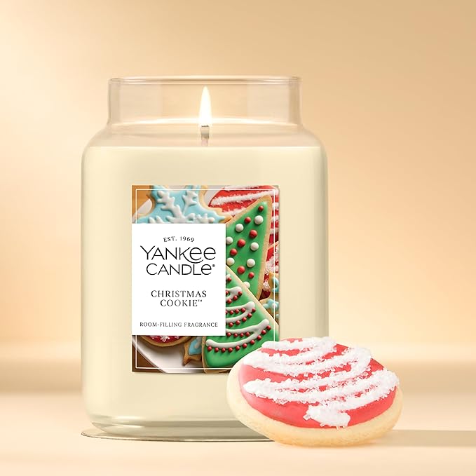 Yankee Candle Large Jar Scented Candle with up to 150 Hour Burn Time, Premium Plant Wax Blend for Consistent Burn, 22 oz Jar Candle with Room Filling Fragrance, Christmas Cookie