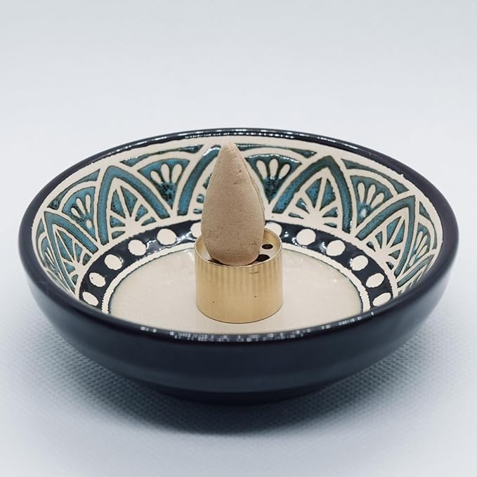 Ceramic Incense Burner Holder for Sticks, Handmade Small Incense Cone Holder for Coil, Sage Cones, Ash Catcher, Smudge Bowl for Yoga Meditation Room Décor
