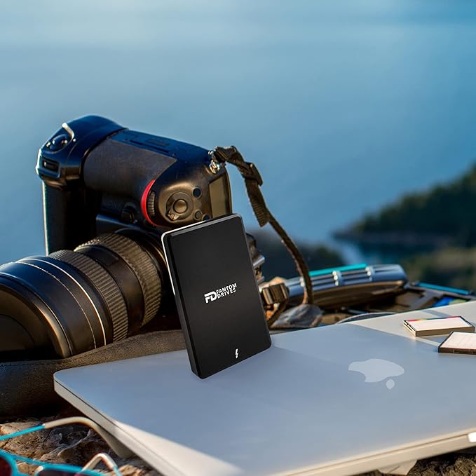 Fantom Drives - 4TB External 3D NAND TLC Portable Solid State Drive - Thunderbolt 3 & 4 USB 3.2 Type-C - 2800MB/s - Intel Certified -TB3X-2300N4TB