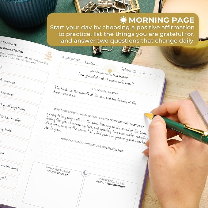 Clever Fox Gratitude Journal Premium - Happiness, Positivity & Affirmation Journal – Inspirational Daily Notebook, 6 Months (Lavender)