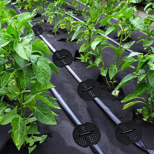 Finderomend 100 Pack Landscape Staples and 100 Pack Gaskets,8" 11 Gauge Galvanized Steel Garden Staples with Black Pads,Landscape Pins Turf Staples for Securing Weed Barrier Fabric Artificial Grass