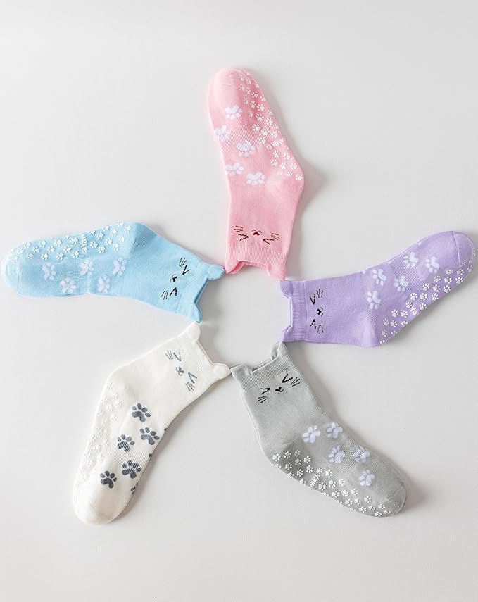 Yawlsow Pilates Grip Socks for Women Cute Yoga Grippy Non Slip Non Skid Cat Socks with Cat Paw Gripper for Barre Workout