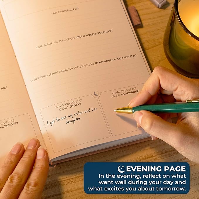 Clever Fox Gratitude Journal Premium - Happiness, Positivity & Affirmation Journal – Inspirational Daily Notebook, 6 Months (Rose Gold)