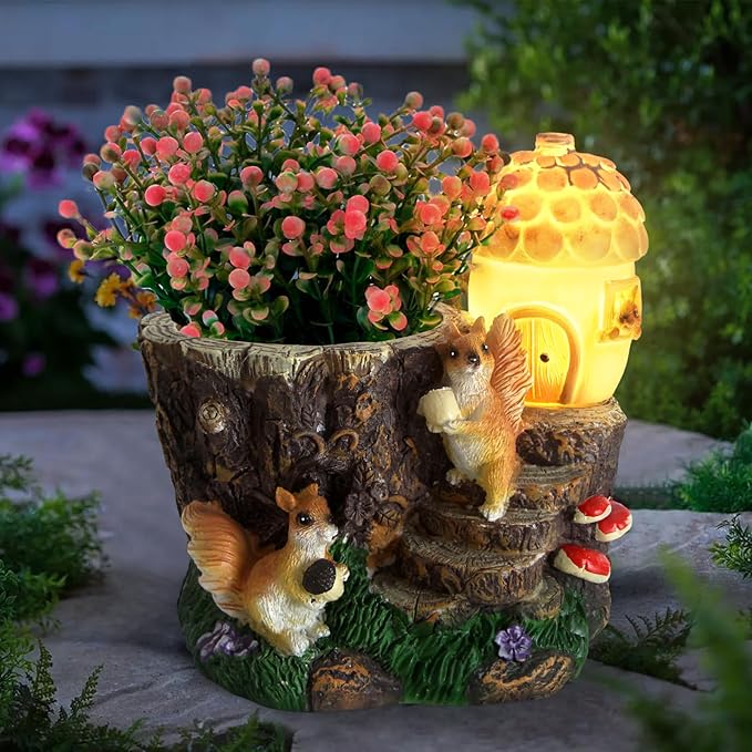Solar Garden Statue Squirrel Decor,Flower Pots Planters Pots for Succulent,Outdoor Garden Sculpture for Patio Balcony Yard Lawn Decor,Unique Gift for Dad Mom Grandma