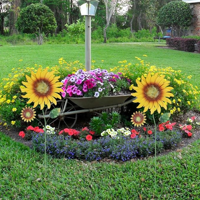 hogardeck Metal Sunflowers Decorative Garden Stakes, 2 Pack 33" Outdoor Garden Decor with Shaking Head Sunflowers Ornament Yard Stakes, Spring Yard Art Fairy Decorations for Patio Lawn