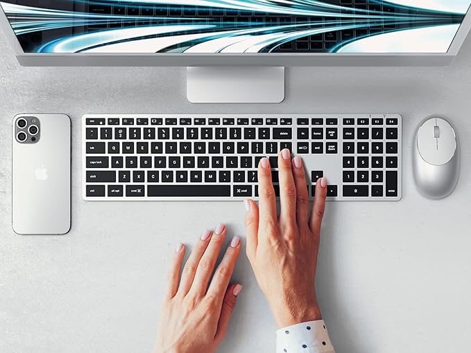 Satechi Slim X3 Bluetooth Backlit Keyboard for Mac, Illuminated Keys & Multi-Device Sync, for MacBook Air/Pro M4, iPad Air/Pro M4/M3, iPad mini, Mac mini, iMac - Silver