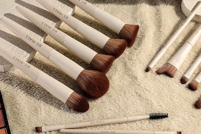 BS-MALL Makeup Brush Set 18 Pcs Premium Synthetic Foundation Powder Concealers Eye shadows Blush Makeup Brushes with black case (Matte white beige)
