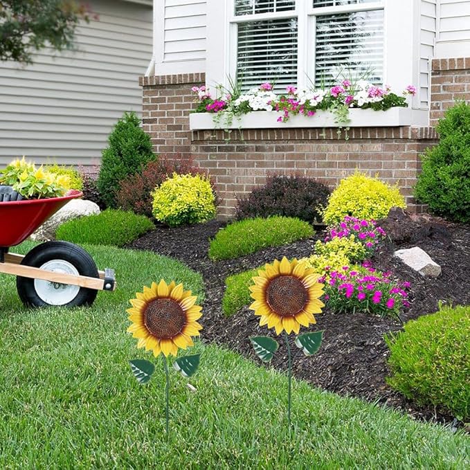 hogardeck Garden Decor for Outside, 2 Pack Sunflower Decorative Garden Stakes for Spring Outdoor Yard Decor, Metal Yard Art with Shaking Head for Garden Lawn Porch Decorations