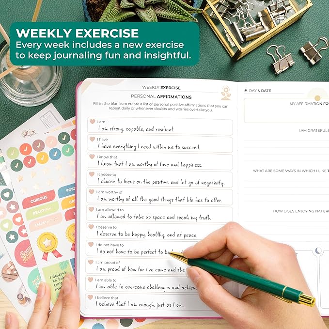 Clever Fox Gratitude Journal Premium - Happiness, Positivity & Affirmation Journal – Inspirational Daily Notebook, 6 Months (Violet Blossom)