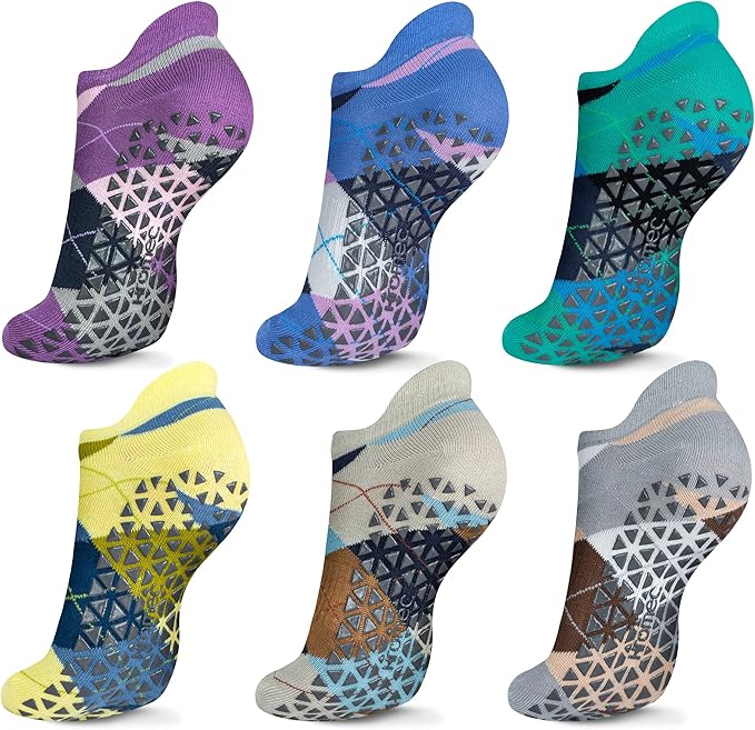 Non Slip Yoga Socks with Grips for Pilates, Ballet, Barre, Barefoot, Hospital Anti Skid Socks for Women and Men